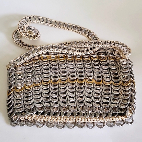 HAND CROCHETED RECYCLED SODA POP-TOP WRISTLET BAG ALUMINUM BRONZE ECO CHIC - Picture 3 of 8